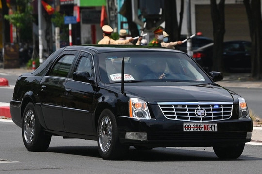 Chiếc Cadillac DTS chở Ngoại trưởng Mỹ khi thăm Việt Nam có gì đặc biệt?
