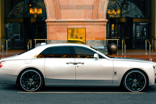 Rolls-Royce Ghost bản cá nhân hóa lấy cảm hứng từ thành phố Manchester