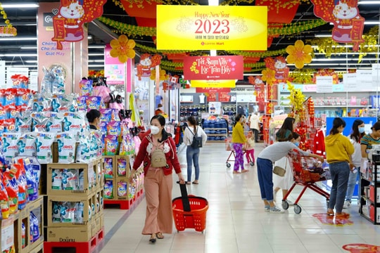 Làm gì để vượt qua tình hình kinh tế khó khăn lúc này