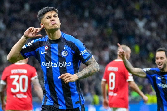 Hòa 3-3 với Benfica, Inter Milan giành vé vào bán kết Champions League