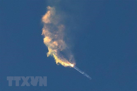 [Video] Cảnh tên lửa Super Heavy của Elon Musk phát nổ sau khi phóng