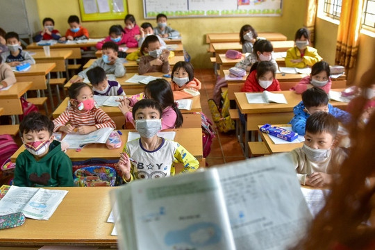 Sở GD&ĐT Hà Nội yêu cầu 'không để dịch lây lan trong trường học'