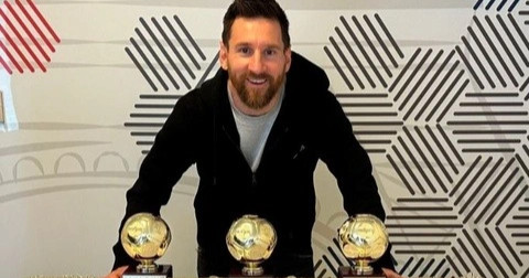Messi nhận danh hiệu Cầu thủ xuất sắc nhất thế giới