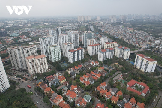 Việt Nam thu nhập thấp nhưng vì sao giá bất động sản lại tăng cao?