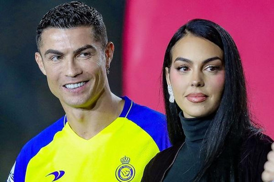 Ronaldo bị đồn mâu thuẫn bạn gái Georgina