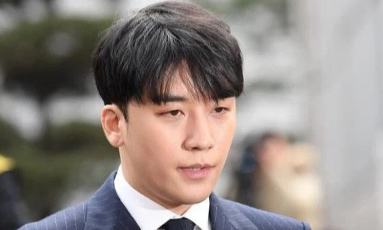 Nghệ sĩ Hàn Quốc mất hàng triệu USD, chịu sự ghẻ lạnh khi bị phong sát