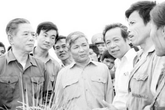 Số hóa kho tư liệu đặc biệt về 31 bài báo của Tổng Bí thư Nguyễn Văn Linh