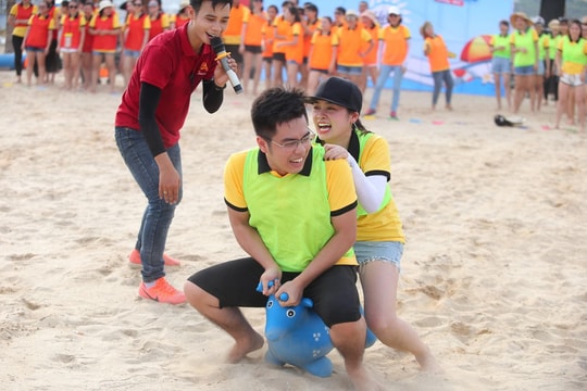 Nhân viên từ chối khi công ty đi team building đúng dịp 30/4-1/5