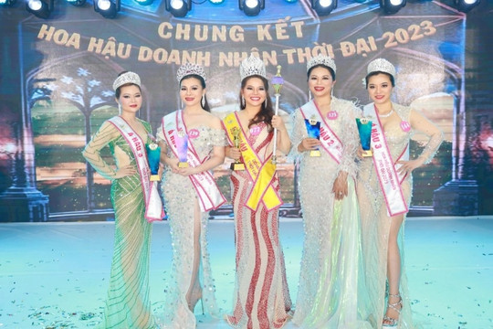 Lê Thị Thắm đăng quang Hoa hậu Doanh nhân Thời đại 2023