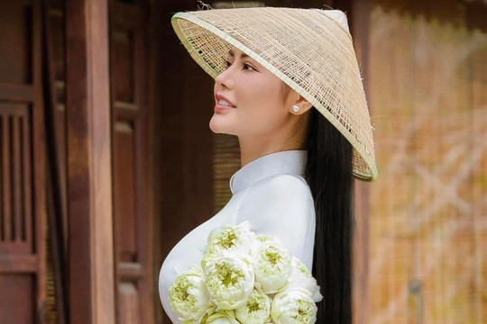 Hoa hậu Di Khả Hân cắt tóc hiến tặng bệnh nhân ung thư vú