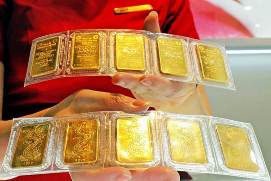 Điểm tin kinh doanh 4/5: Nhiều ngân hàng trung ương tăng tích trữ vàng