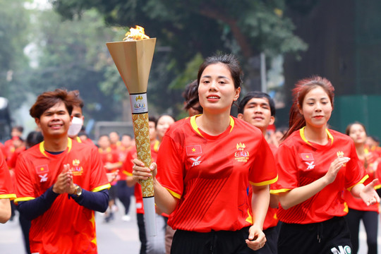 Mất 5 VĐV vì doping, điền kinh Việt Nam trông cậy vào ai?