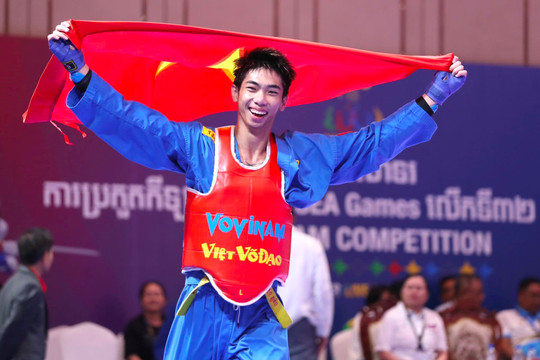 Sốt 39 độ, võ sỹ Việt Nam vẫn giành HCV SEA Games 32 môn Vovinam