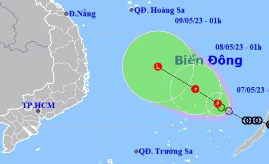 Áp thấp nhiệt đới giật cấp 8 đang hướng vào Đà Nẵng