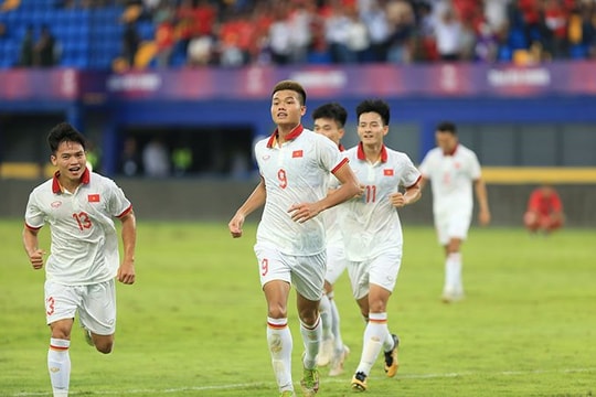 Lịch thi đấu bóng đá ngày 8/5 và rạng sáng ngày 9/5: Trận cầu 'sinh tử' U22 Malaysia vs U22 Việt Nam