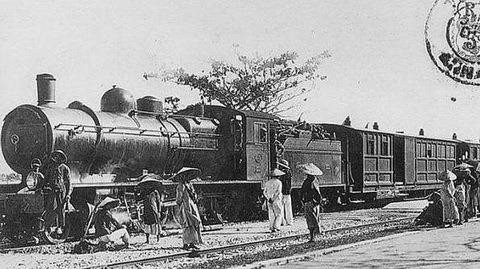 Bài 1: Sài Gòn thuở phải 'cõng' xe lửa trên sông