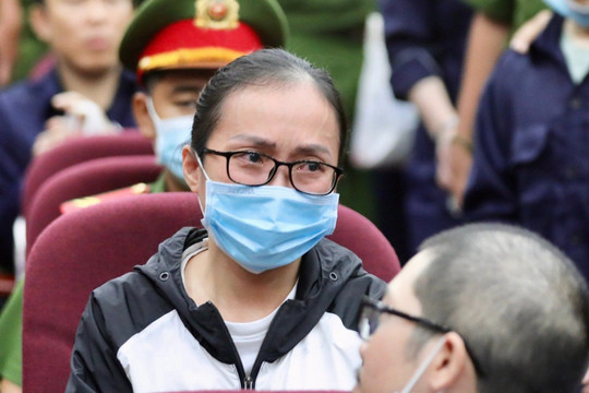 Vợ Nguyễn Thái Luyện mang thai, xin hoãn tòa phúc thẩm