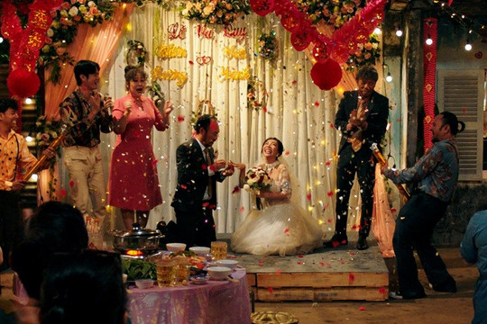 Cảnh Thu Trang – Tiến Luật đám cưới trong ‘Con Nhót mót chồng’