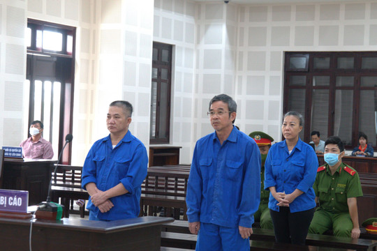 Nhận hối lộ, cựu chủ tịch quận Liên Chiểu, Đà Nẵng bị tuyên phạt 7 năm tù