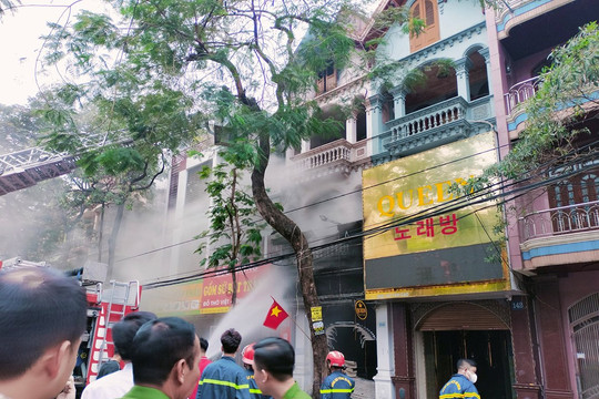 Cháy lớn tại quán bar ở Hải Phòng, 3 người thiệt mạng