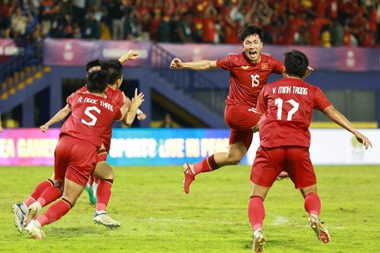 Lịch thi đấu bóng đá ngày 13/5 và rạng sáng ngày 14/5: Tâm điểm Bán kết SEA Games 32: U22 Indonesia vs U22 Việt Nam