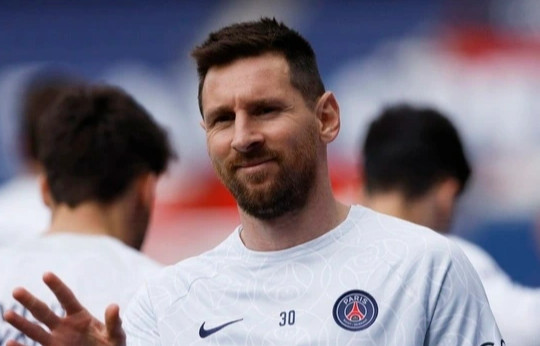 Động thái vô cùng bất ngờ của PSG với Messi