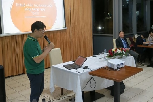 Trí thức Việt Nam tại Hungary cùng thảo luận phát triển quê hương