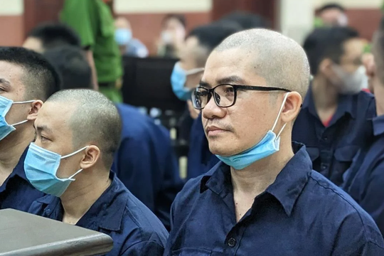 Vợ và hai em trai của CEO Alibaba Nguyễn Thái Luyện được giảm án