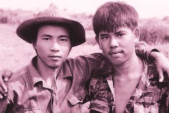 Nghệ sĩ nhiếp ảnh, nhà báo Chu Chí Thành và chuyện về 'Hai người lính'