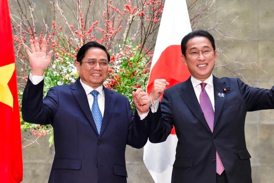 Thủ tướng lên đường tới Nhật Bản dự Hội nghị Thượng đỉnh G7 mở rộng