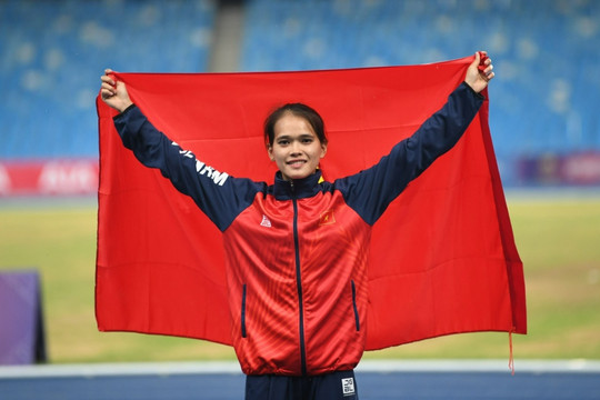 Phạm Thị Hồng Lệ: Tiền thưởng huy chương SEA Games tôi để trả nợ cho bố mẹ