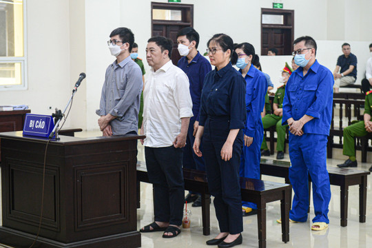 Hình ảnh phiên phúc thẩm cựu Chủ tịch AIC Nguyễn Thị Thanh Nhàn và 14 bị cáo
