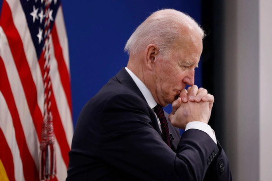 Liệu ông Biden có dùng Tu chính án thứ 14 để ngăn Mỹ vỡ nợ?