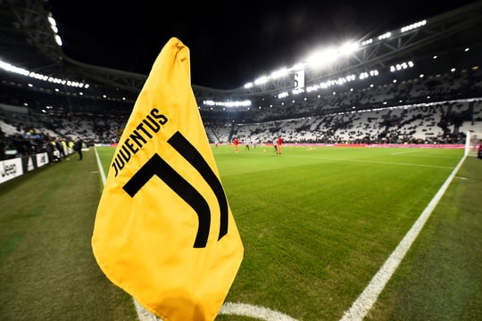 Juventus lại bị trừ 10 điểm