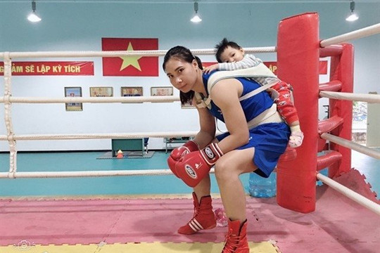 Bà mẹ hai con dân tộc Tày Hà Thị Linh giành HCV boxing SEA Games 32