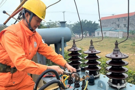 Tại sao Việt Nam lại phải nhập khẩu điện Trung Quốc?