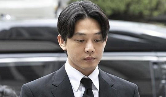 Scandal dùng chất cấm: Tài tử Yoo Ah In cùng bạn trai tin đồn bị áp giải tới trại giam