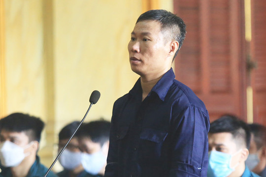 Cựu cán bộ công an đội chống buôn lậu ở TP.HCM bị đề nghị mức án 16 năm tù