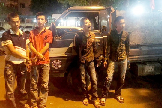 Hà Nội: Bốn kẻ chung tiền mua ô tô tải để 'hành nghề' trộm cắp