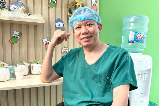 Bác sĩ Cao Hữu Thịnh bị Sở Y tế TP.HCM 'tuýt còi'