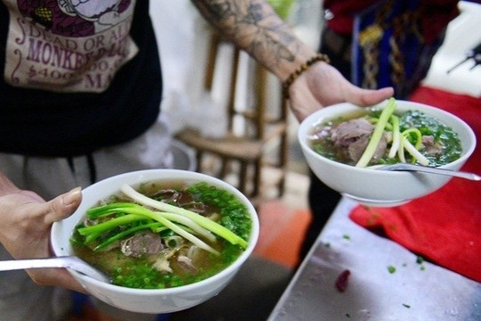 Lý do sao Michelin gây tranh cãi khắp mọi nơi, không riêng ở Việt Nam