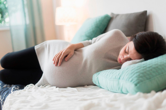 Mất ngủ thai kỳ có thể điều trị được