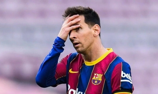 Cổ động viên phản ứng khi Barcelona phát ngôn thiếu tôn trọng Messi