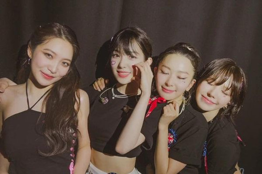 Red Velvet gặp sự cố khi chạy tour: Các thành viên có vấn đề sức khỏe
