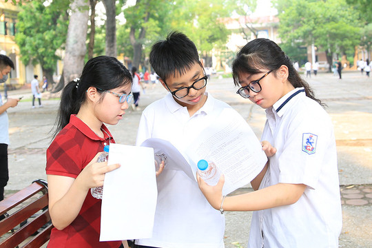 Dự báo điểm chuẩn lớp 10 Hà Nội tăng 0,5 - 2 điểm