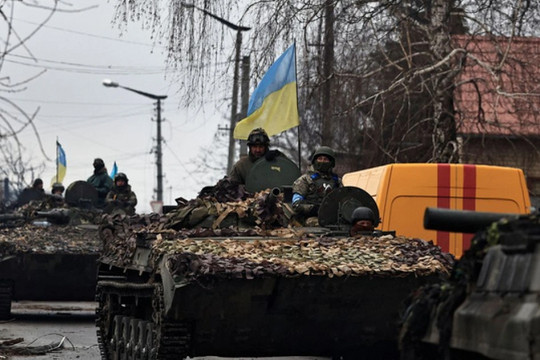 Cuộc phản công của Ukraine mới "ở cuối hiệp 1", chiến sự còn ở phía trước