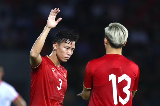 Đội tuyển Việt Nam thắng nhọc nhằn Hong Kong