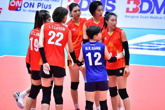 ĐT bóng chuyền nữ Việt Nam lên đường sang Indonesia tham dự AVC Challenge Cup 2023