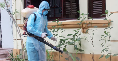 Cảnh báo lừa đảo: Mất tiền triệu phun thuốc diệt muỗi