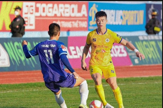 Hà Nội FC chiến thắng nghẹt thở trước Khánh Hòa